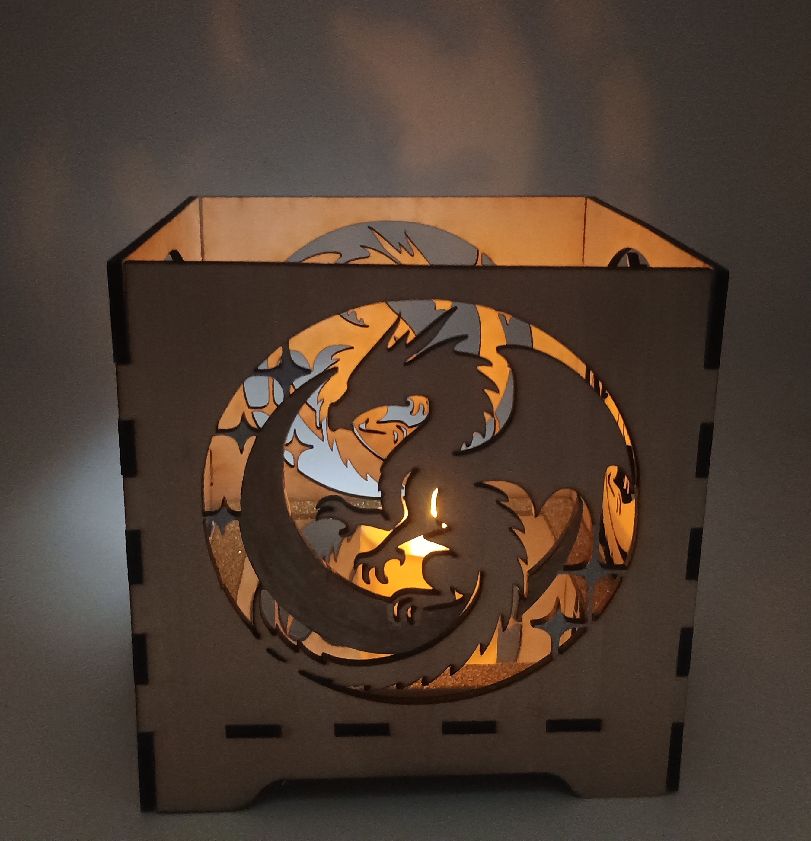 Dragon in Moon Luminary