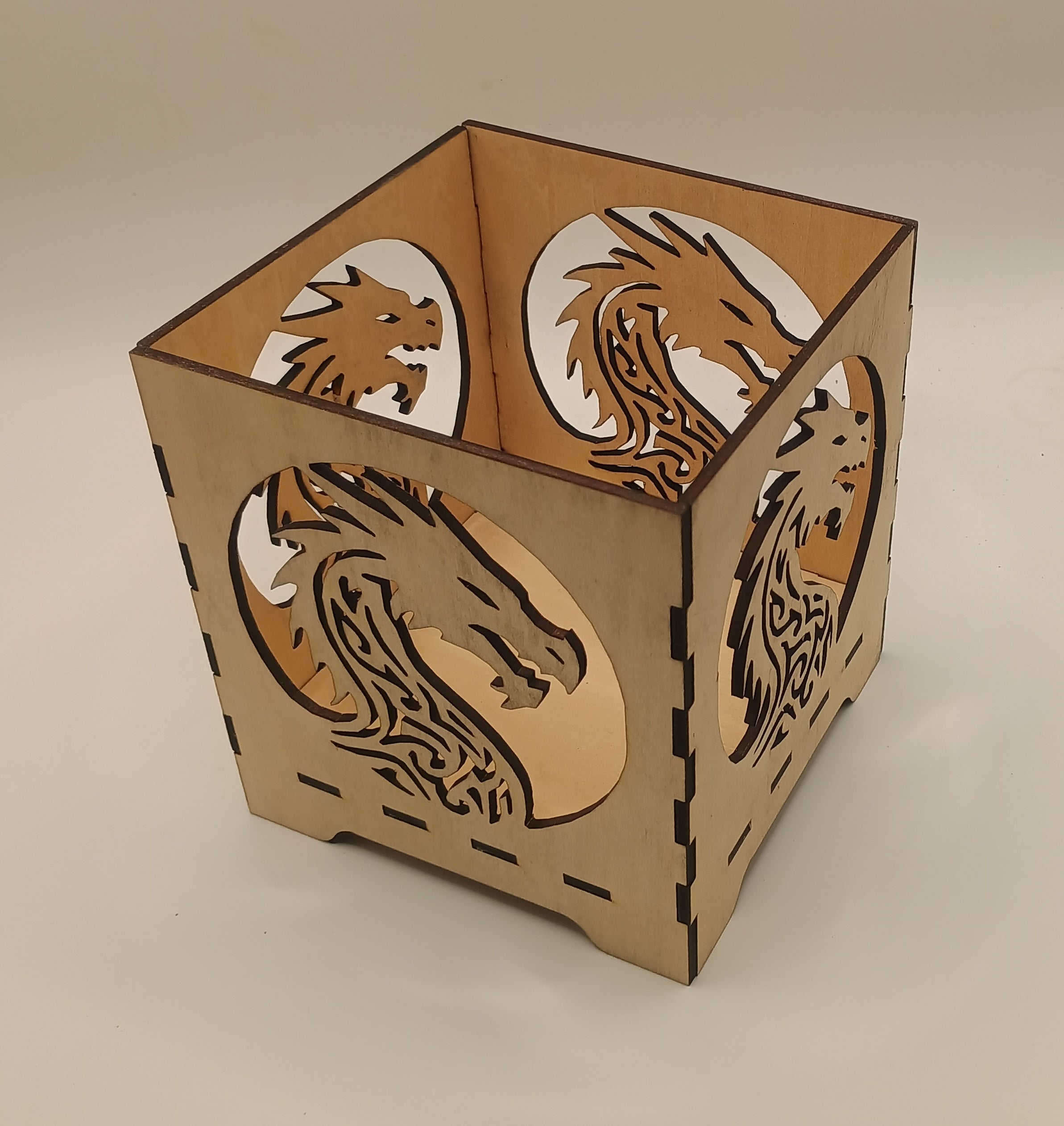 Dragons Head Luminary