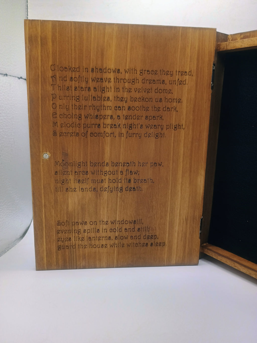 Familiar Tails - Book Box